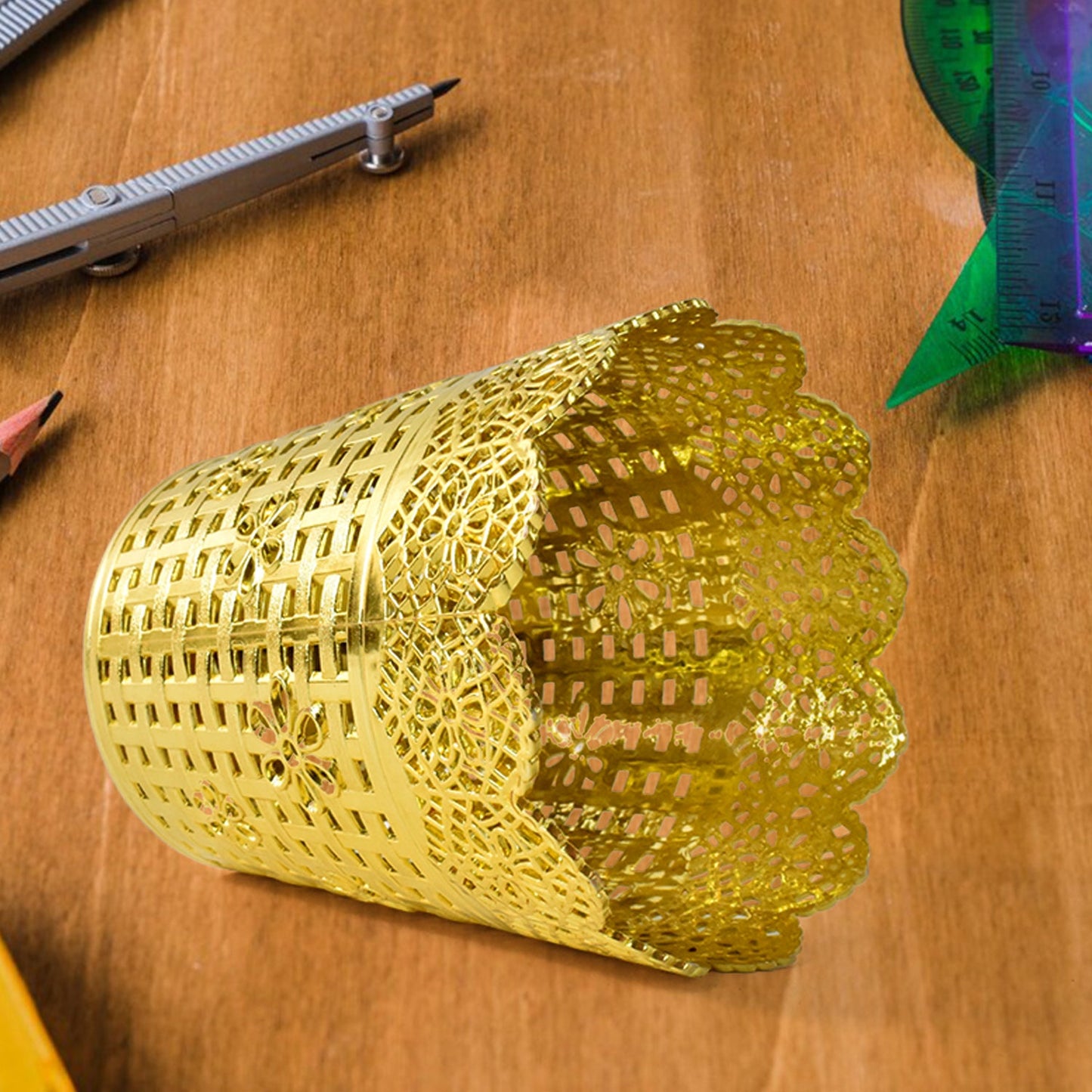Pen holder Office Desk Metal Mesh Pen Stand (1 Pc)